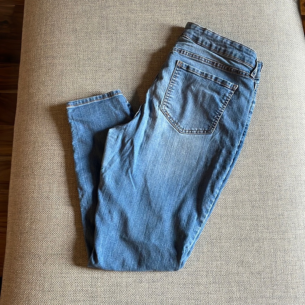 Old navy super skinny ankle jeans size 12